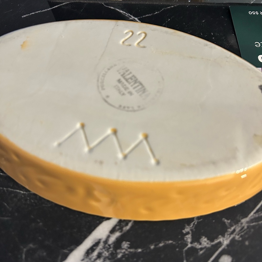 Valentina Made in Italy oval yellow gold scallop edge baking dish 7”x 5” - Picture 4 of 4
